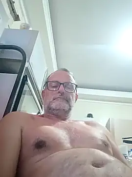 Snapshot of nard53 chatting on March 7, 2026, 9:37 am nard53 online show from March 7, 2026, 9:37 am