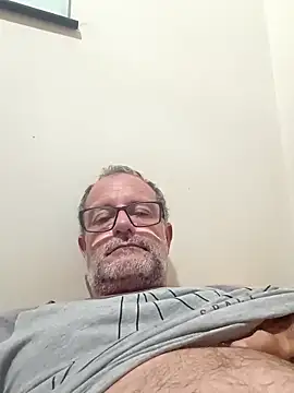 nard53 online show from April 22, 2026, 4:08 am