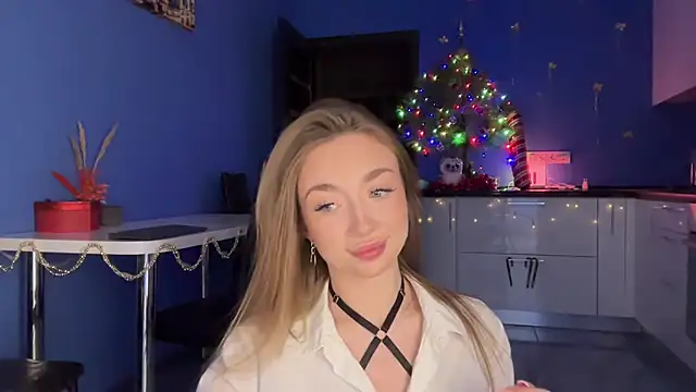 Jolienne online show from February 5, 2026, 11:11 pm