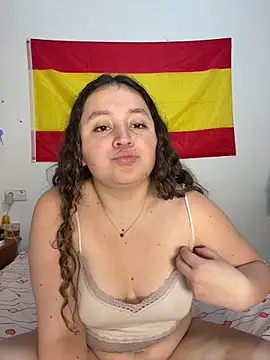 Snapshot of SulaySpain chatting on April 29, 2026, 6:17 am SulaySpain online show from April 29, 2026, 6:17 am