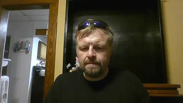 Snapshot of TheOneDonShaun chatting on April 9, 2026, 1:40 am TheOneDonShaun online show from April 9, 2026, 1:40 am