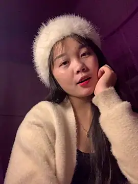 Baa-bee22 online show from February 10, 2026, 1:15 am