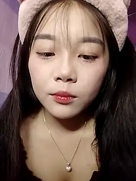 Baa-bee22 online show from May 12, 2026, 12:41 am