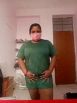 CUTE-LOVE-SWEETS online show from January 9, 2026, 4:30 am