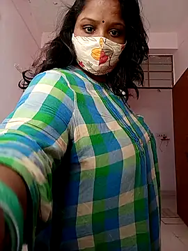 CUTE-LOVE-SWEETS online show from February 23, 2026, 4:36 am