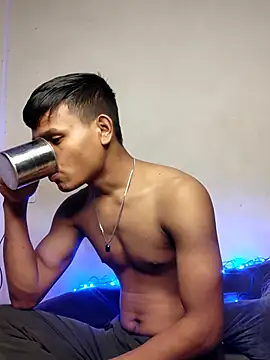 Zinexraj online show from March 6, 2026, 9:54 pm