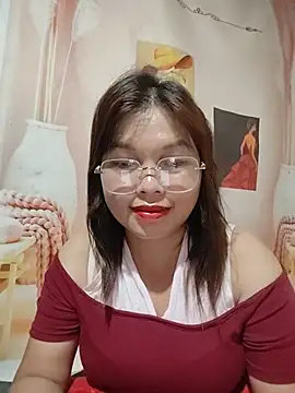 Snapshot of Cover-baa chatting on June 23, 2026, 5:22 pm Cover-baa online show from June 23, 2026, 5:22 pm