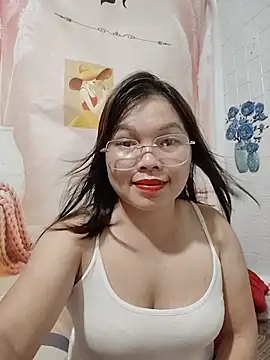 Snapshot of Cover-baa chatting on July 7, 2026, 2:09 pm Cover-baa online show from July 7, 2026, 2:09 pm