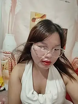 Snapshot of Cover-baa chatting on August 2, 2026, 10:57 am Cover-baa online show from August 2, 2026, 10:57 am