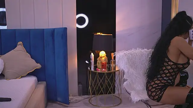 XenaBloom online show from January 8, 2026, 4:07 am