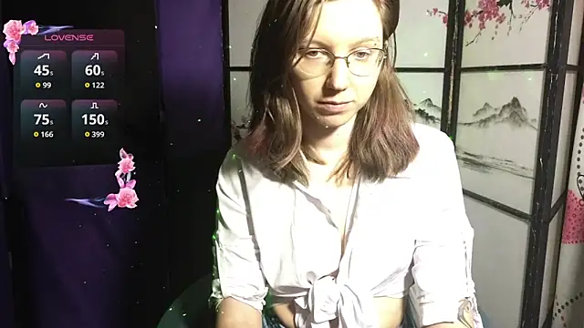 Snapshot of scarlettsrose chatting on February 9, 2026, 12:03 pm scarlettsrose online show from February 9, 2026, 12:03 pm