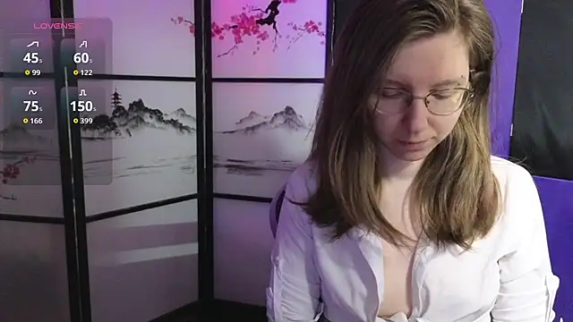 scarlettsrose online show from June 18, 2026, 8:35 am