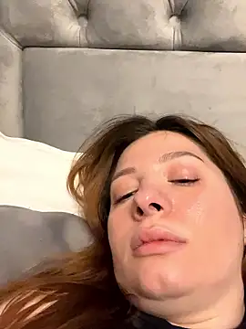 Snapshot of AmberRosewood chatting on March 19, 2026, 4:45 am AmberRosewood online show from March 19, 2026, 4:45 am