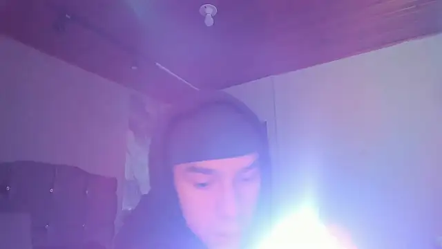 Snapshot of James_Adams_01 chatting on February 27, 2026, 12:05 pm James Adams 01 online show from February 27, 2026, 12:05 pm