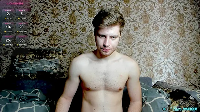 Snapshot of Maxhornyblondieman chatting on April 1, 2026, 8:59 am Maxhornyblondieman online show from April 1, 2026, 8:59 am