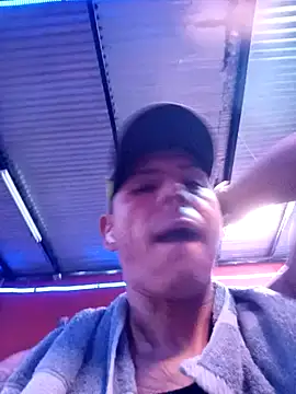 juunioreest online show from November 19, 2025, 4:07 pm