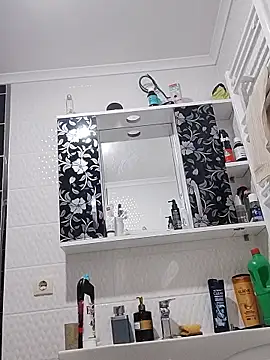 Snapshot of berkkderlerr chatting on January 8, 2026, 9:26 am berkkderlerr online show from January 8, 2026, 9:26 am