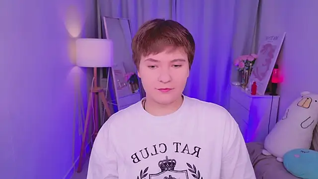 Snapshot of melissa___moore chatting on March 21, 2026, 6:14 am melissa moore online show from March 21, 2026, 6:14 am