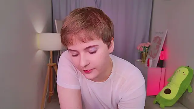 Snapshot of melissa___moore chatting on March 19, 2026, 6:13 am melissa moore online show from March 19, 2026, 6:13 am