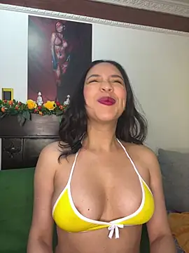 Esmerald 1111 online show from April 28, 2026, 11:14 am