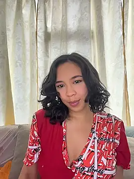 Snapshot of Esmerald_1111 chatting on July 5, 2026, 2:13 pm Esmerald 1111 online show from July 5, 2026, 2:13 pm