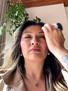 GeorginaBlack online show from November 19, 2025, 6:19 pm