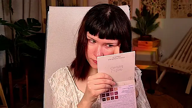 RickiOwens online show from December 18, 2025, 6:51 am