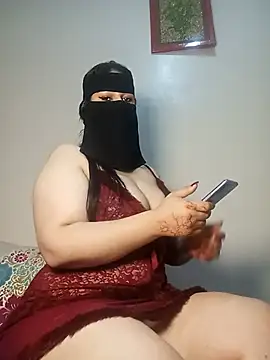 fati35flou online show from July 17, 2026, 10:07 pm