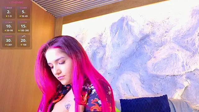 Snapshot of bella_mush chatting on June 8, 2026, 10:10 pm bella mush online show from June 8, 2026, 10:10 pm