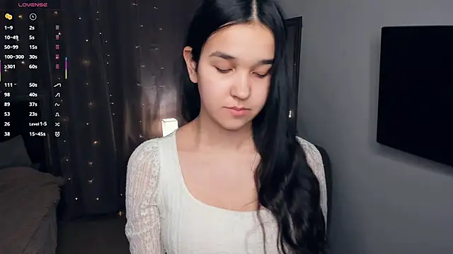 MeliaMelchiori online show from January 19, 2026, 7:34 am