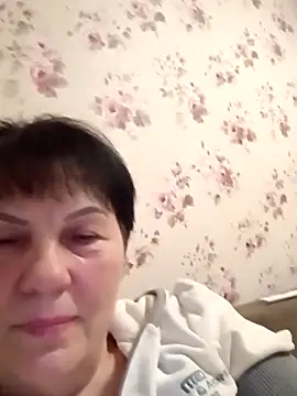 Snapshot of OliviaaSkyy chatting on November 23, 2025, 7:57 pm OliviaaSkyy online show from November 23, 2025, 7:57 pm