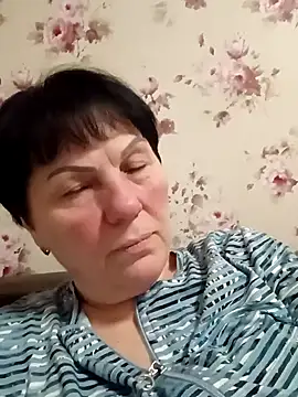 Snapshot of OliviaaSkyy chatting on December 15, 2025, 5:19 pm OliviaaSkyy online show from December 15, 2025, 5:19 pm