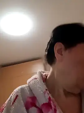 Snapshot of OliviaaSkyy chatting on November 29, 2025, 9:04 pm OliviaaSkyy online show from November 29, 2025, 9:04 pm