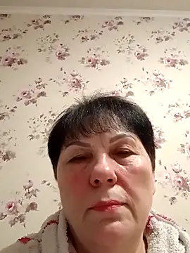 Snapshot of OliviaaSkyy chatting on November 24, 2025, 5:35 pm OliviaaSkyy online show from November 24, 2025, 5:35 pm