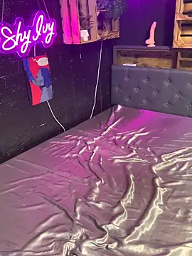 Snapshot of Shy-Ivy chatting on November 30, 2025, 9:15 pm Shy-Ivy online show from November 30, 2025, 9:15 pm