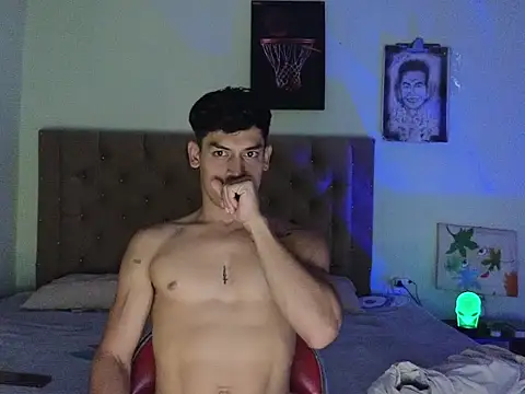 Snapshot of blorelopez chatting on November 23, 2025, 10:42 pm blorelopez online show from November 23, 2025, 10:42 pm