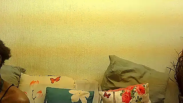 Snapshot of BrunetteNaomi8 chatting on July 6, 2026, 8:33 pm BrunetteNaomi8 online show from July 6, 2026, 8:33 pm