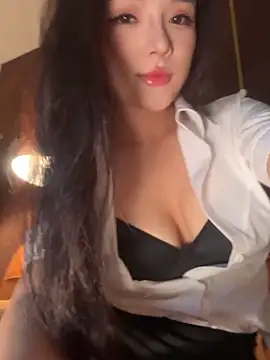 mammam520 online show from November 26, 2025, 1:22 pm