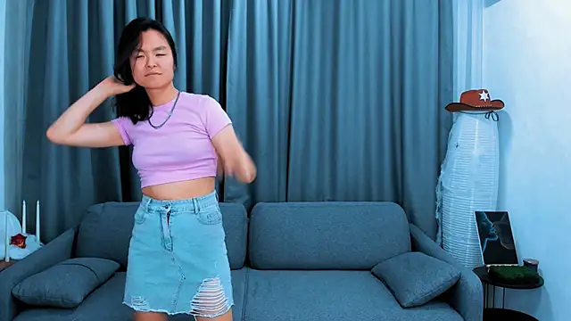 Snapshot of IndigoVespera chatting on December 5, 2025, 8:06 pm IndigoVespera online show from December 5, 2025, 8:06 pm