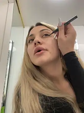 Chloe GraceeX online show from March 6, 2026, 6:25 pm