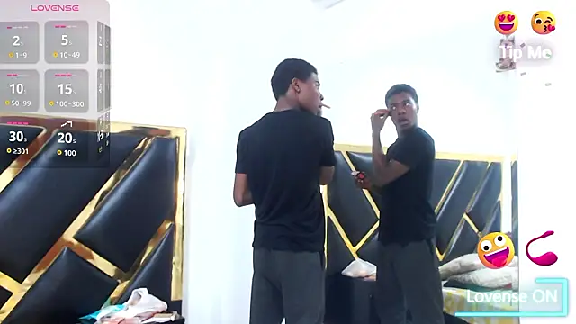 NoahJhonson69 online show from February 4, 2026, 12:00 pm