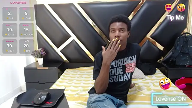 Snapshot of NoahJhonson69 chatting on March 11, 2026, 11:37 am NoahJhonson69 online show from March 11, 2026, 11:37 am