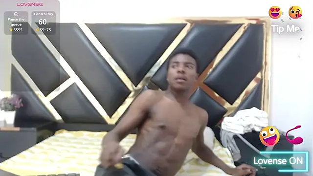 Snapshot of NoahJhonson69 chatting on March 7, 2026, 11:16 am NoahJhonson69 online show from March 7, 2026, 11:16 am