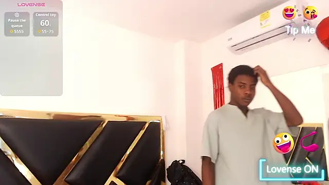 Snapshot of NoahJhonson69 chatting on February 13, 2026, 11:54 am NoahJhonson69 online show from February 13, 2026, 11:54 am