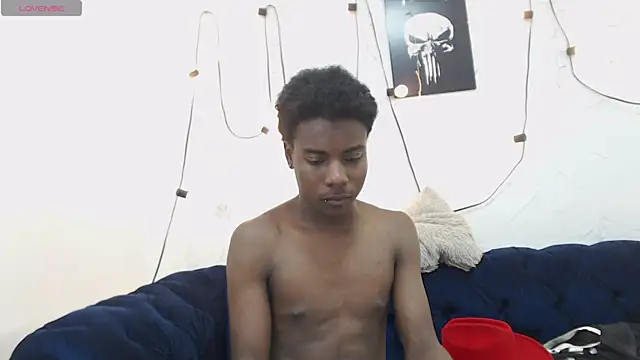NoahJhonson69 online show from April 28, 2026, 5:06 pm