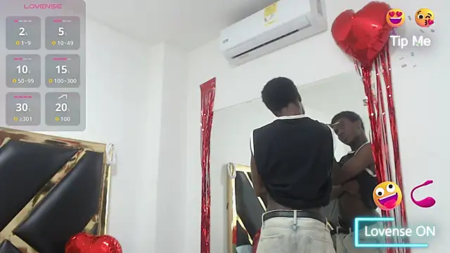 Snapshot of NoahJhonson69 chatting on February 16, 2026, 12:15 pm NoahJhonson69 online show from February 16, 2026, 12:15 pm