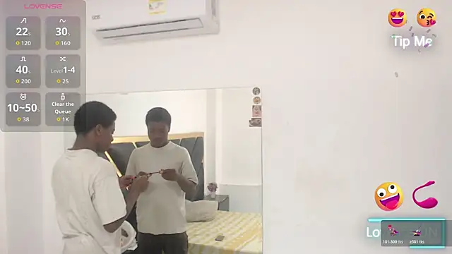 Snapshot of NoahJhonson69 chatting on February 11, 2026, 11:54 am NoahJhonson69 online show from February 11, 2026, 11:54 am