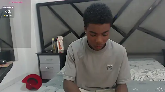 Snapshot of NoahJhonson69 chatting on December 4, 2025, 6:51 pm NoahJhonson69 online show from December 4, 2025, 6:51 pm