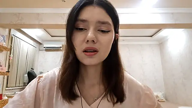 CorinneKindregans online show from November 29, 2025, 3:45 pm