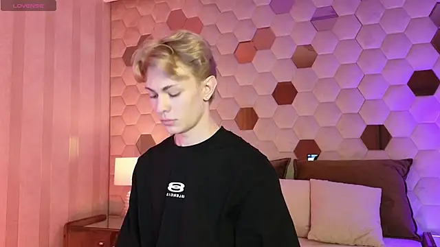 Even Vrot online show from November 28, 2025, 7:58 pm